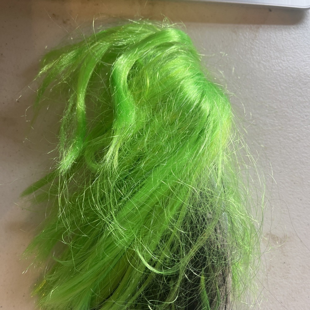 Rainbow High Harley Limestone Shadow Vision Articulated Doll Neon Green & Black - Picture 5 of 6